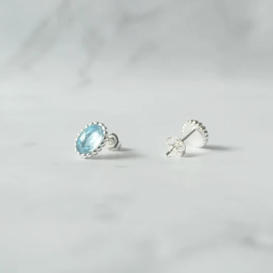 海藍寶石耳針（925 純銀、海藍寶石）