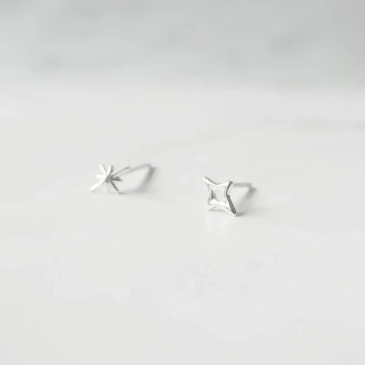 不對稱星形耳針（925 純銀）
