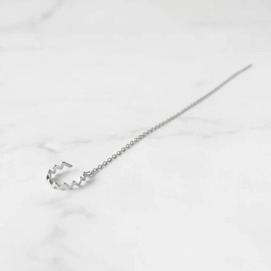 垂鍊線條純銀耳扣（單耳・925 純銀・14K 白金鍍層）