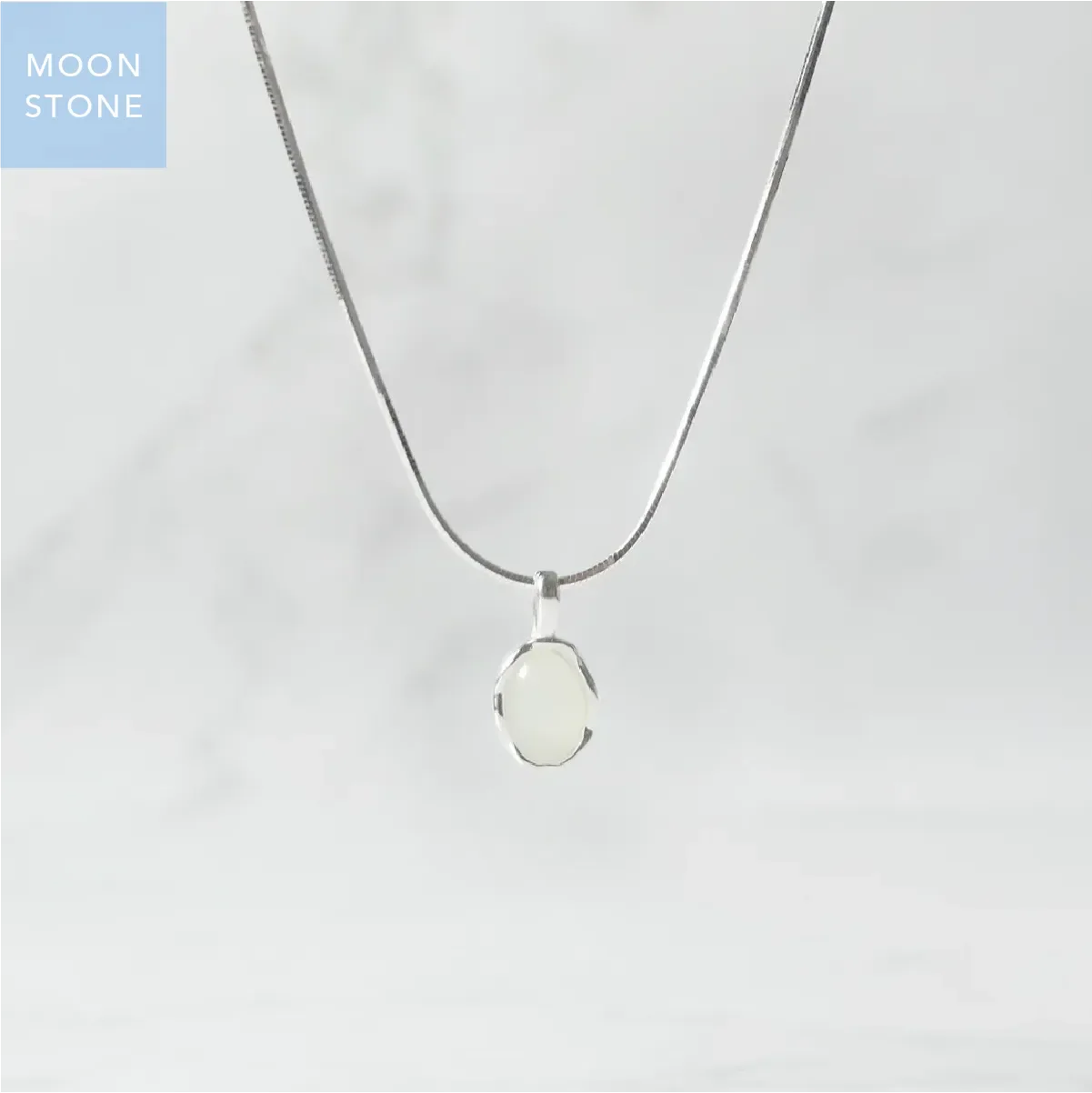 月光石項鍊，柔和暈彩光澤，小顆月光石設計，925 純銀簡約項鍊