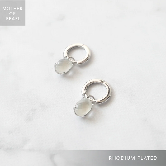 珍珠母貝單扣耳環（925 純銀、抗氧化銠層、珍珠母貝）