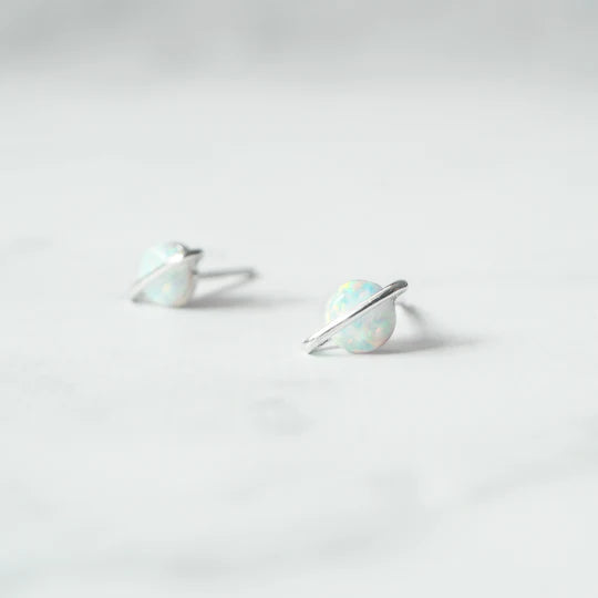 星球造型蛋白石耳針（925 純銀、抗氧化銠層、蛋白石）