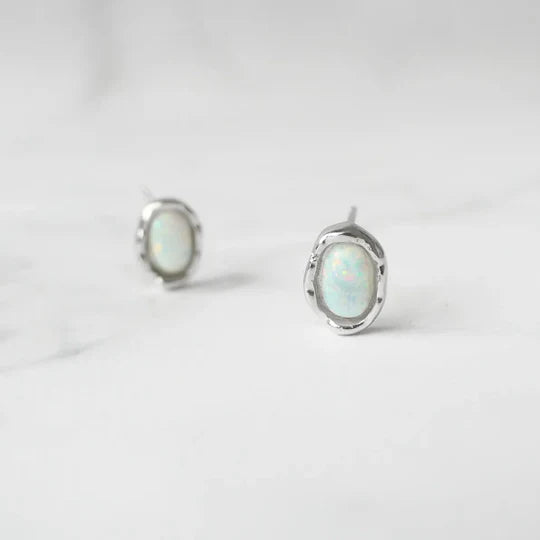 蛋白石耳針（925 純銀、抗氧化銠層、蛋白石）