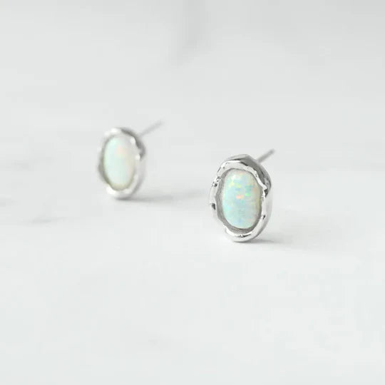 蛋白石耳針（925 純銀、抗氧化銠層、蛋白石）