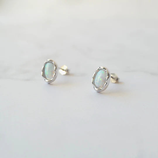 蛋白石耳針（925 純銀、抗氧化銠層、蛋白石）