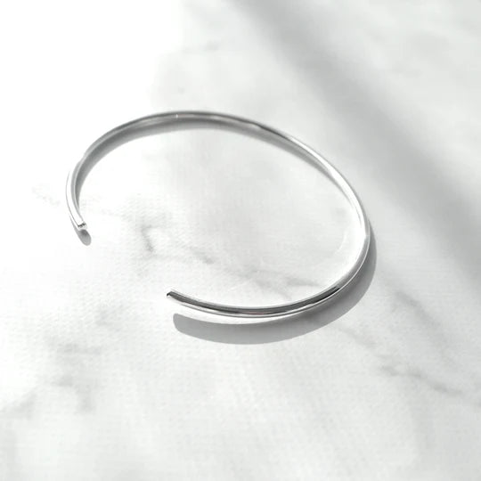 簡約線條手環（925 純銀）